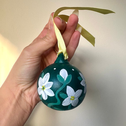 Festive Flowers Bauble