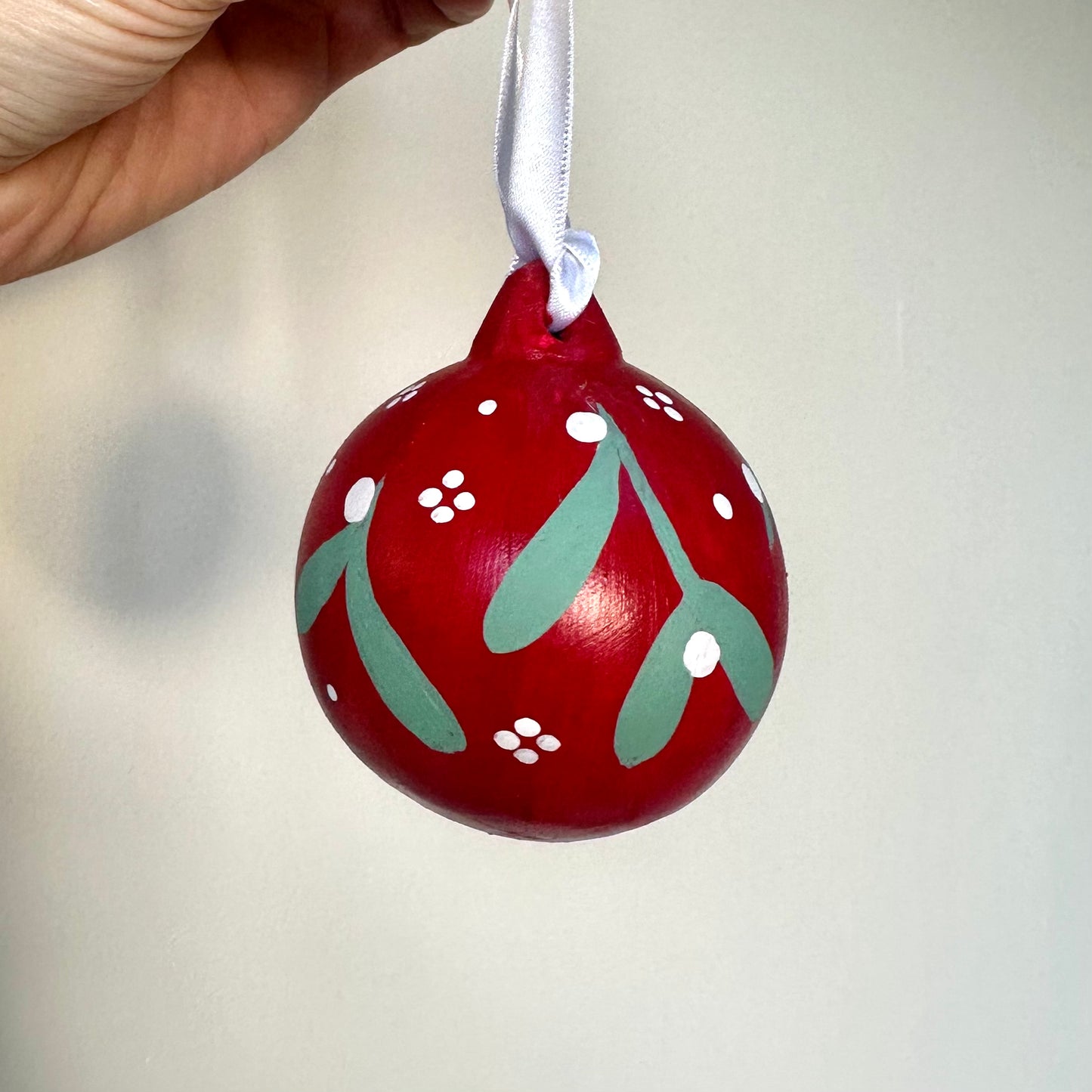 Mistletoe Bauble