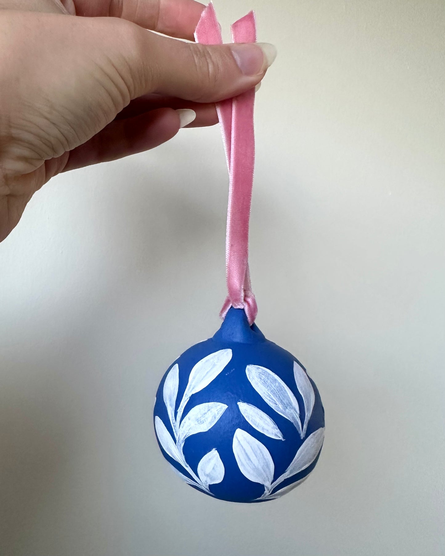 Midnight Bloom Bauble
